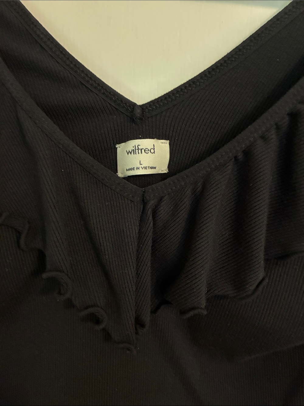 Aritzia Wilfred Bodysuit Danette Ruffle Long Sleeve Black - Picture 4 of 5